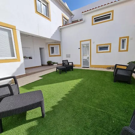 Family Surf - Casa Do Pateo 5 בית נופש Santo Isidoro